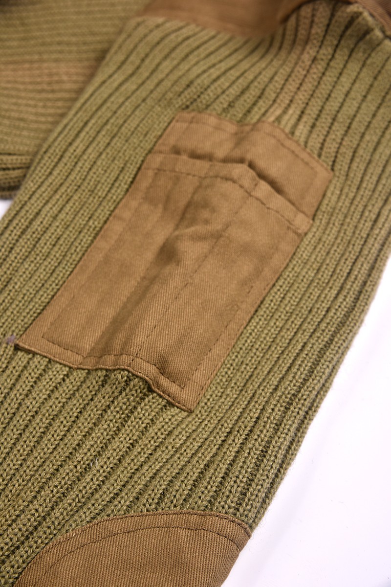 Maglione in stile militare